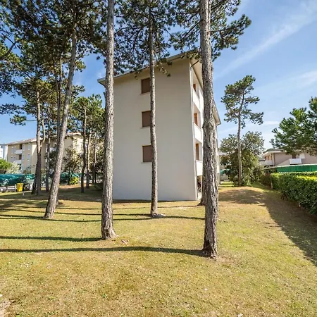Acquaverde Trilocale Apartment